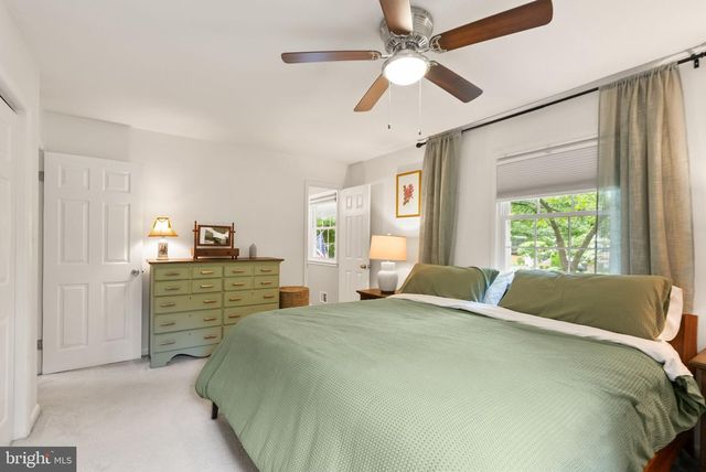 8446 PORTER LN, Alexandria, VA 22308