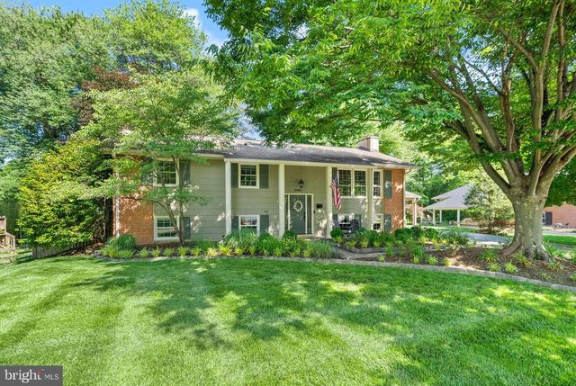 8446 PORTER LN, Alexandria, VA 22308