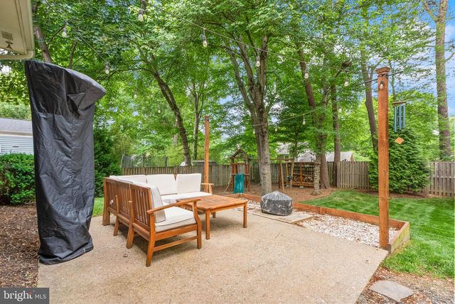 8446 PORTER LN, Alexandria, VA 22308