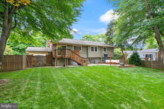 8446 PORTER LN, Alexandria, VA 22308