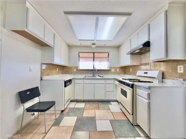 3441 San Felipe Court, Palmdale, CA 93550