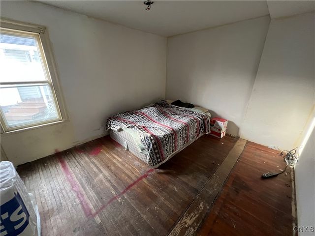 75 Van Anden Street, Auburn, NY 13021