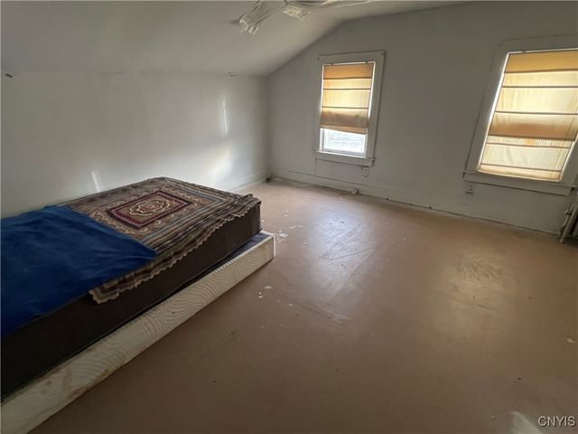 75 Van Anden Street, Auburn, NY 13021