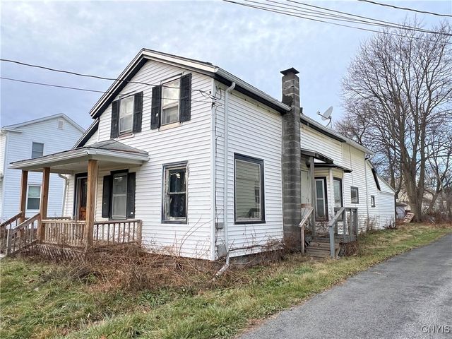 75 Van Anden Street, Auburn, NY 13021