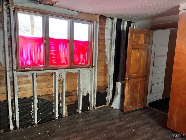 75 Van Anden Street, Auburn, NY 13021