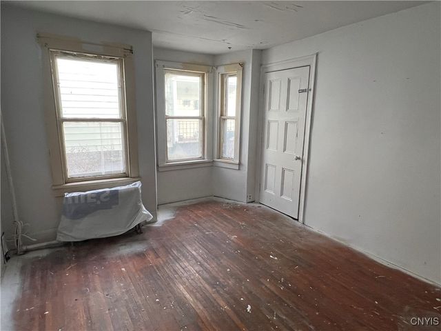 75 Van Anden Street, Auburn, NY 13021