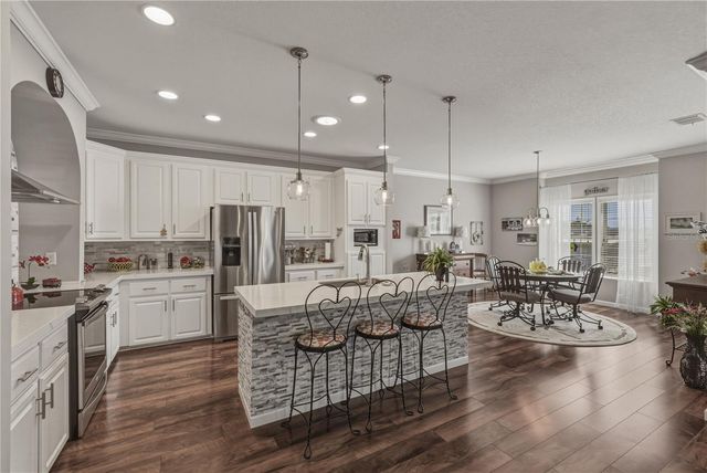 37220 NEUKOM AVENUE, Zephyrhills, FL 33541