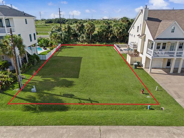 14414 Spy Glass Circle Circle, Galveston, TX 77554