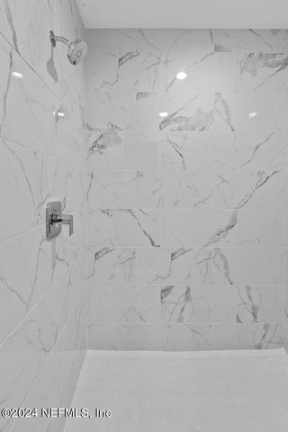 90 BIRD Road, Jacksonville, FL 32218