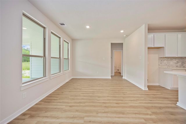 400 Barton Place Drive, Tarkington, TX 77327