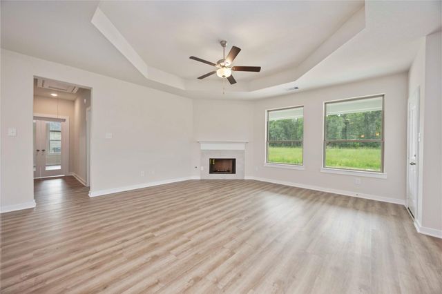 400 Barton Place Drive, Tarkington, TX 77327