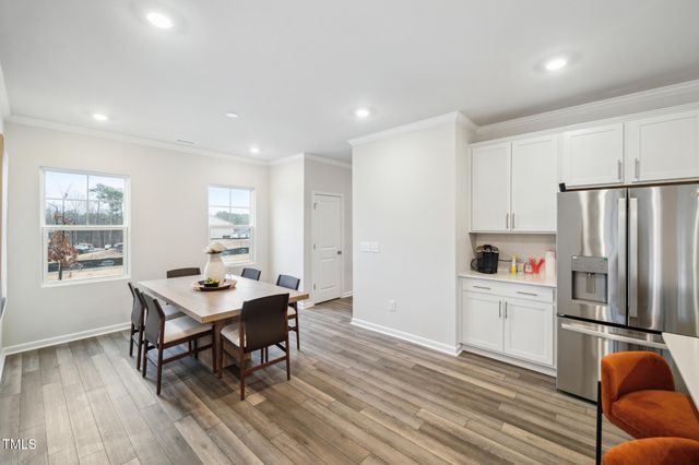 690 Maple Branch Circle, Graham, NC 27253