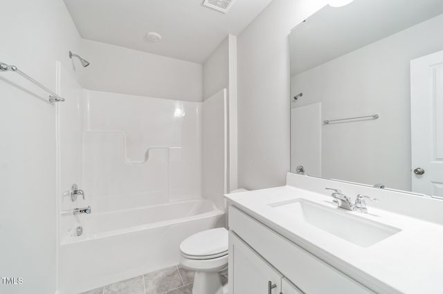 690 Maple Branch Circle, Graham, NC 27253