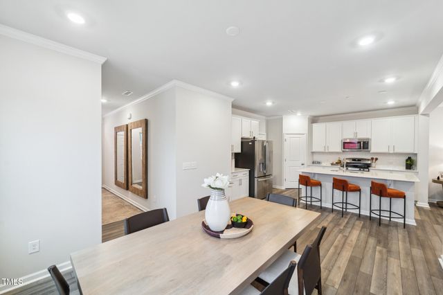 690 Maple Branch Circle, Graham, NC 27253