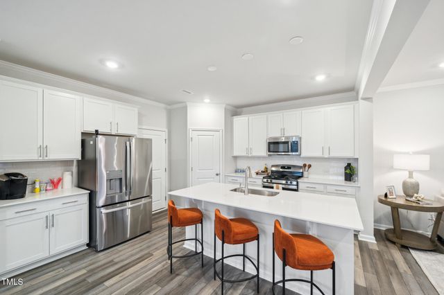 690 Maple Branch Circle, Graham, NC 27253