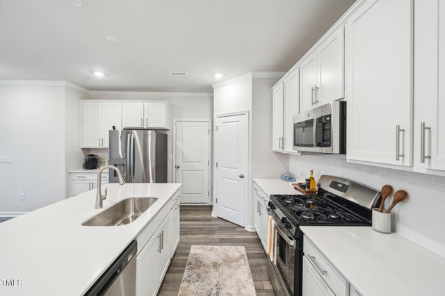 690 Maple Branch Circle, Graham, NC 27253