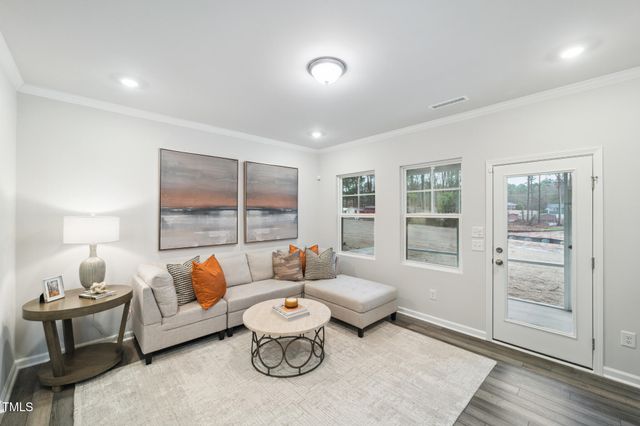 690 Maple Branch Circle, Graham, NC 27253