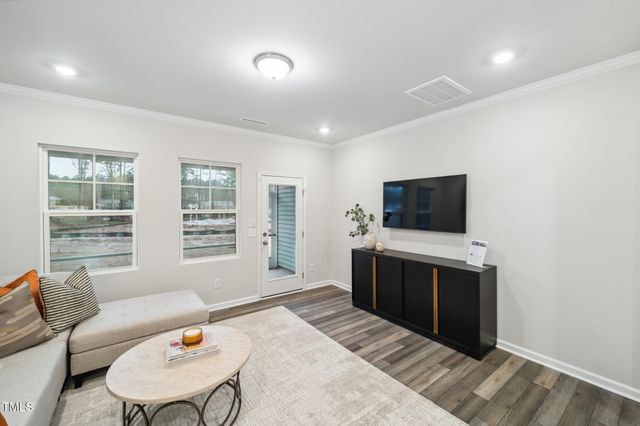 690 Maple Branch Circle, Graham, NC 27253