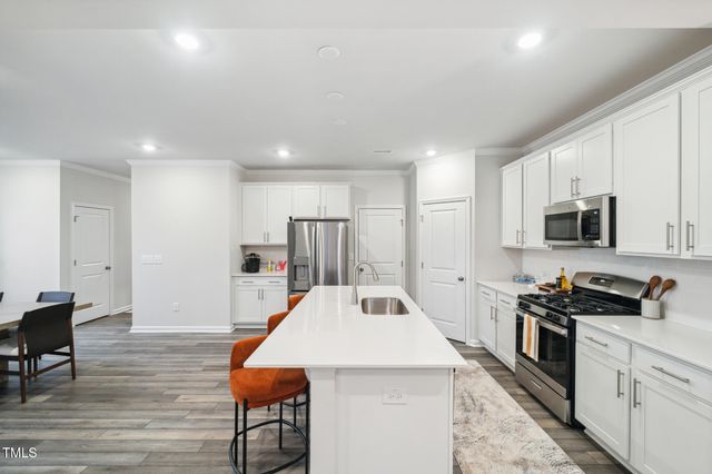 690 Maple Branch Circle, Graham, NC 27253