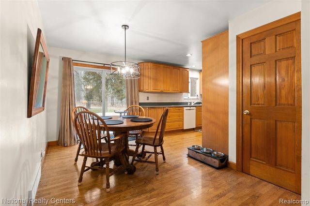 11720 Andersonville Road, Davisburg, MI 48350