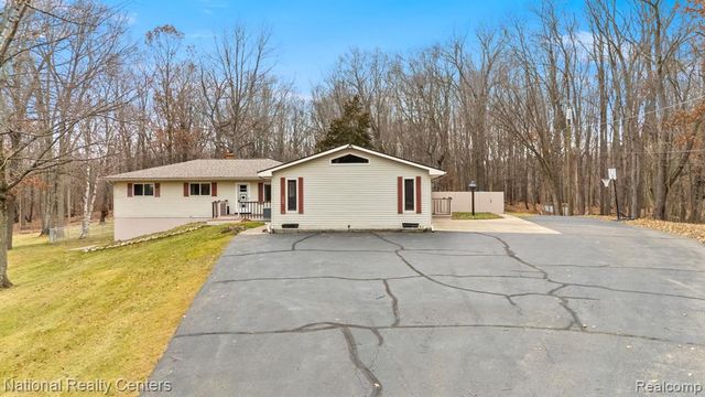 11720 Andersonville Road, Davisburg, MI 48350