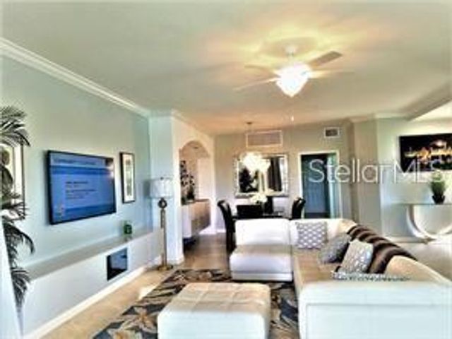 5844 WAKE FOREST RUN 101, Lakewood Ranch, FL 34211