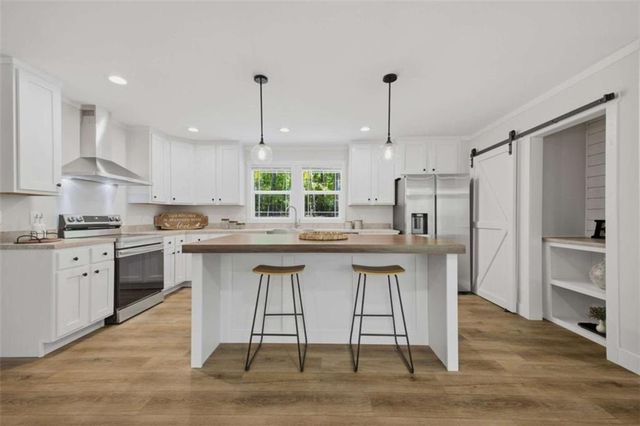 140C Lakeshore Drive, Eatonton, GA 31024