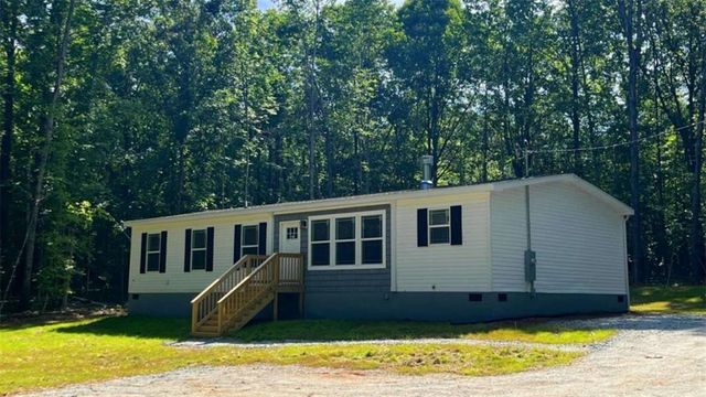 140C Lakeshore Drive, Eatonton, GA 31024