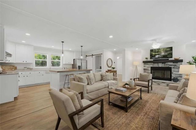 140C Lakeshore Drive, Eatonton, GA 31024