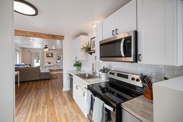 7405 Knollwood Drive, Mounds View, MN 55112