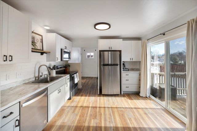 7405 Knollwood Drive, Mounds View, MN 55112