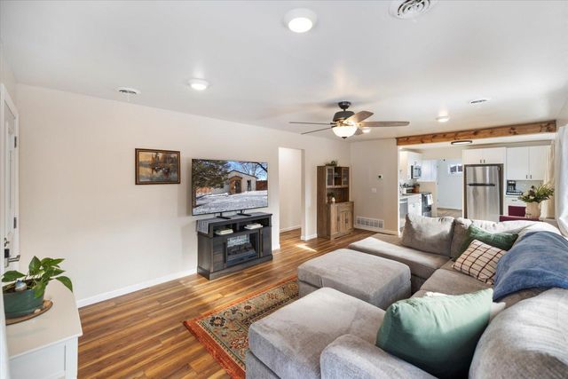 7405 Knollwood Drive, Mounds View, MN 55112