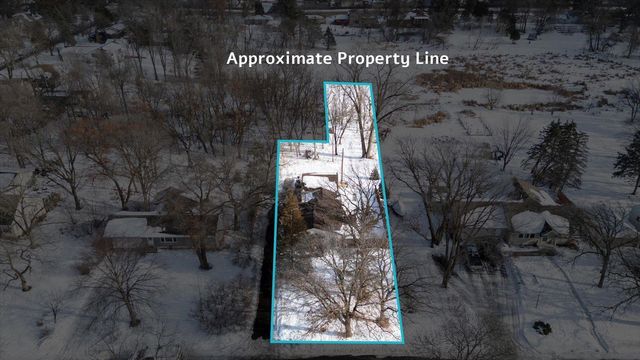 7405 Knollwood Drive, Mounds View, MN 55112