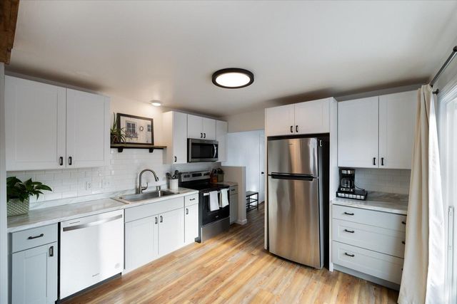 7405 Knollwood Drive, Mounds View, MN 55112