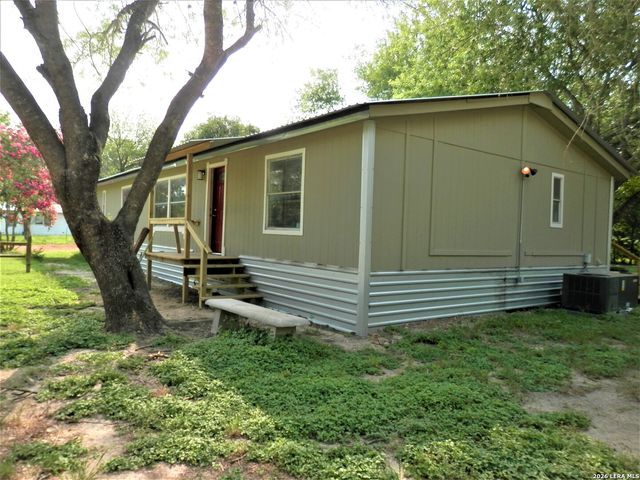 786 POTTHAST DR, New Braunfels, TX 78130