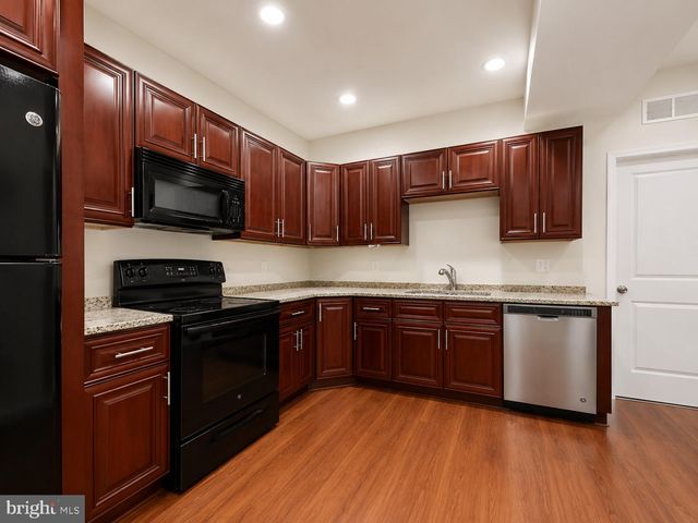 2139 N 18TH ST, Philadelphia, PA 19121