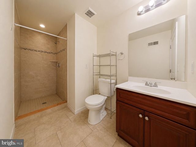 2139 N 18TH ST, Philadelphia, PA 19121