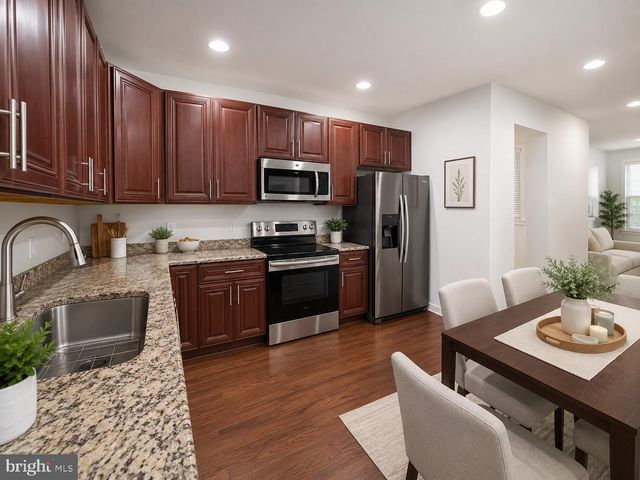 2139 N 18TH ST, Philadelphia, PA 19121