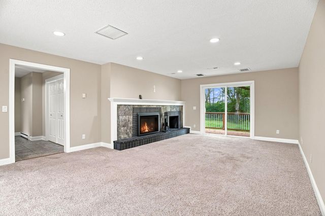 20840 Hidden Ponds Drive, Rogers, MN 55374