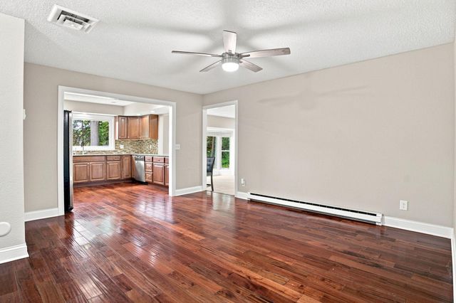 20840 Hidden Ponds Drive, Rogers, MN 55374