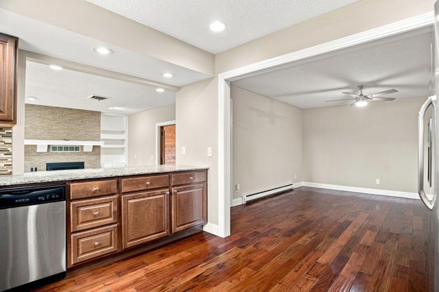 20840 Hidden Ponds Drive, Rogers, MN 55374