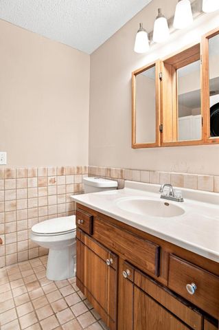 20840 Hidden Ponds Drive, Rogers, MN 55374