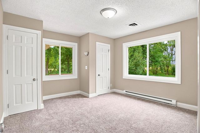 20840 Hidden Ponds Drive, Rogers, MN 55374