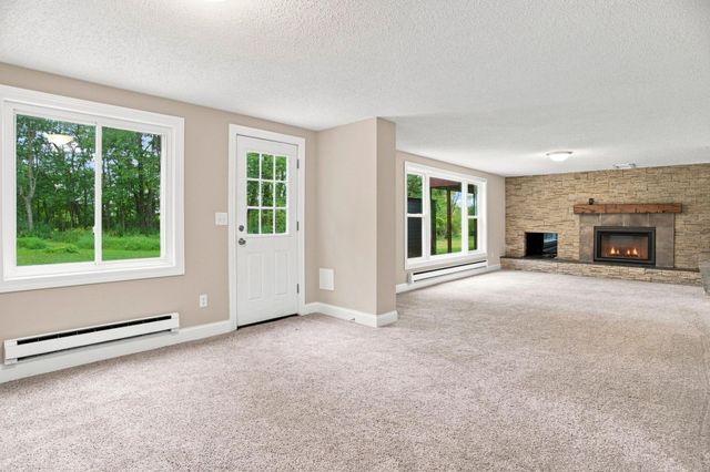 20840 Hidden Ponds Drive, Rogers, MN 55374