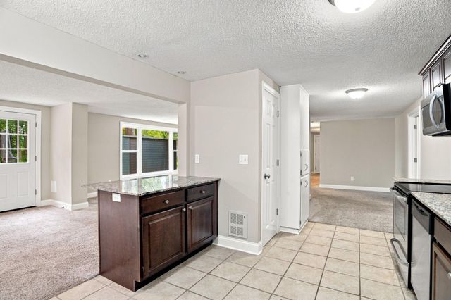 20840 Hidden Ponds Drive, Rogers, MN 55374