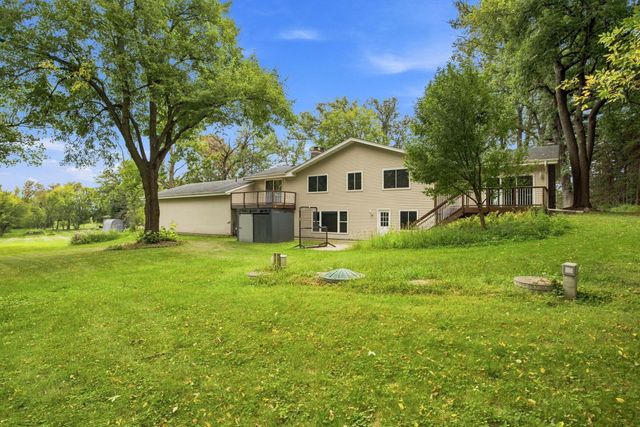 20840 Hidden Ponds Drive, Rogers, MN 55374