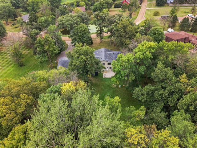 20840 Hidden Ponds Drive, Rogers, MN 55374