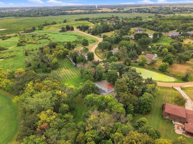 20840 Hidden Ponds Drive, Rogers, MN 55374