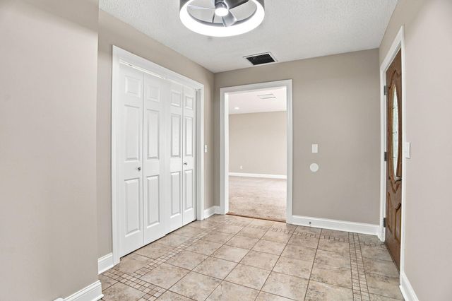 20840 Hidden Ponds Drive, Rogers, MN 55374