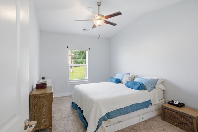 205 Bancroft Ml, Columbia, TN 38401
